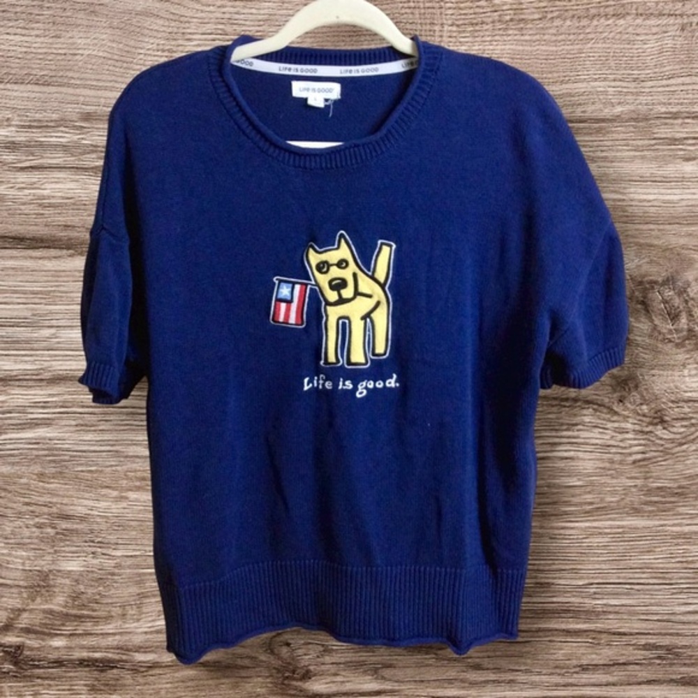 Life is good navy blue short sleeve patriotic dog and flag sweater. Large